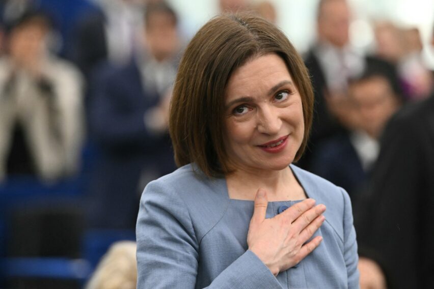 Fotografii de colecție cu Maia Sandu au reapărut online. Cum arăta înainte să devină una dintre cele mai puternice femei din Europa de Est, transformare spectaculoasă
