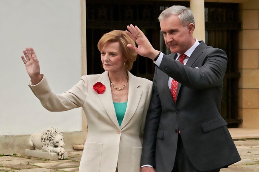Detaliul elegant observat la Majestatea Sa Margareta la două apariții recente. Mesajul discret nu a trecut necomentat