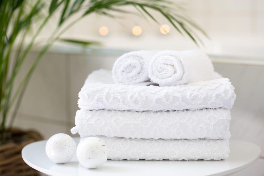 Greșeala care face ca prosoapele să capete miros neplăcut chiar după spălare