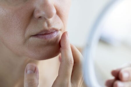 Ce este „skin burnout” și de ce tot mai multe femei se confruntă cu această problemă fără să își dea seama