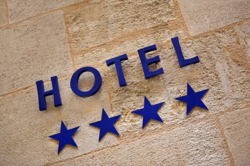 Care este diferența reală dintre un hotel de 3 stele și unul de 4 stele. Puțini turiști știu ce le separă, de fapt