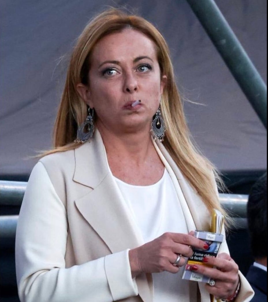 Georgia Meloni a glumit, după ce președintele Erdogan i-a spus să se lase de fumat: ”Mai bine omor pe cineva!”