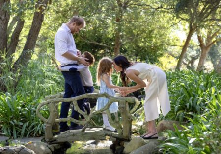 Cum arată acum fiica Prințului Harry și a lui Meghan Markle. Lilibet a împlinit 5 ani și a apărut în fotografii rare de familie