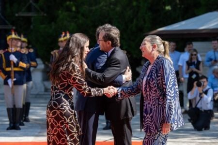 Mirabela Grădinaru, atitudine surprinzătoare la primirea președintelui Israelului. Detaliul remarcat în timpul ceremoniei de la Cotroceni