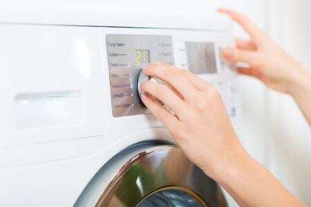 Programul de la mașina de spălat care poate deteriora hainele delicate. Mulți îl folosesc crezând că este cea mai sigură opțiune
