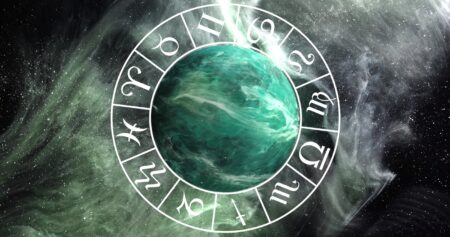 Astrologii spun că trecutul revine în atenție pentru aceste zodii. Ce au de rezolvat înainte de iulie