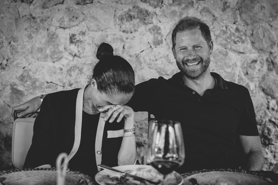 Meghan și Harry, criticați după vizita la mormântul Prințesei Diana. Gestul considerat „de prost gust” făcut de ducii de Sussex