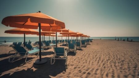 Cele mai enervante obiceiuri de pe plajă. Gesturile care îi deranjează cel mai mult pe ceilalți turiști