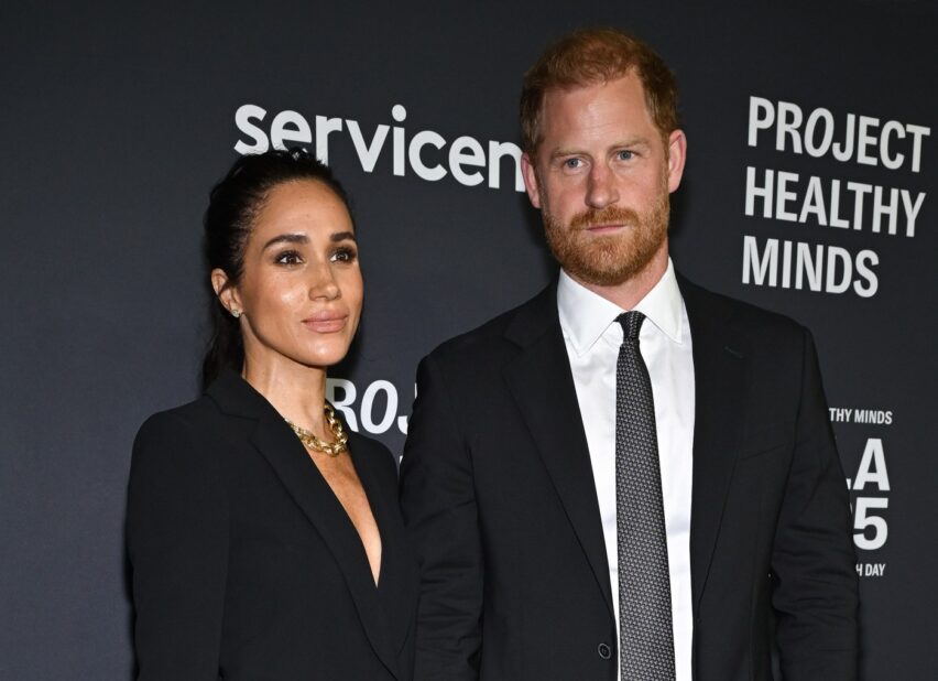 Meghan Markle ar fi cheltuit toată averea Prințului Harry. Cum încearcă ducele să-l convingă pe Regele Charles să le deschidă din nou ușa Familiei Regale