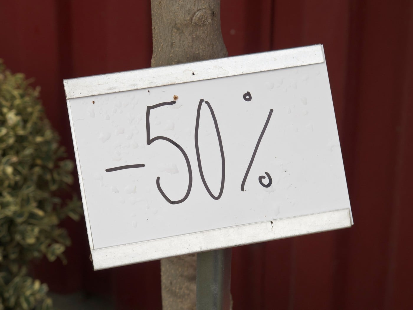 Regula de 50% care te ajută să scapi de dezordine. Metoda simplă recomandată de experții în organizare