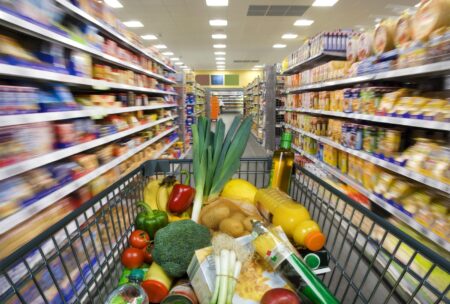 Ce cumpără săptămânal un chirurg cardiovascular. Alimentele pe care nu le pune niciodată în coș