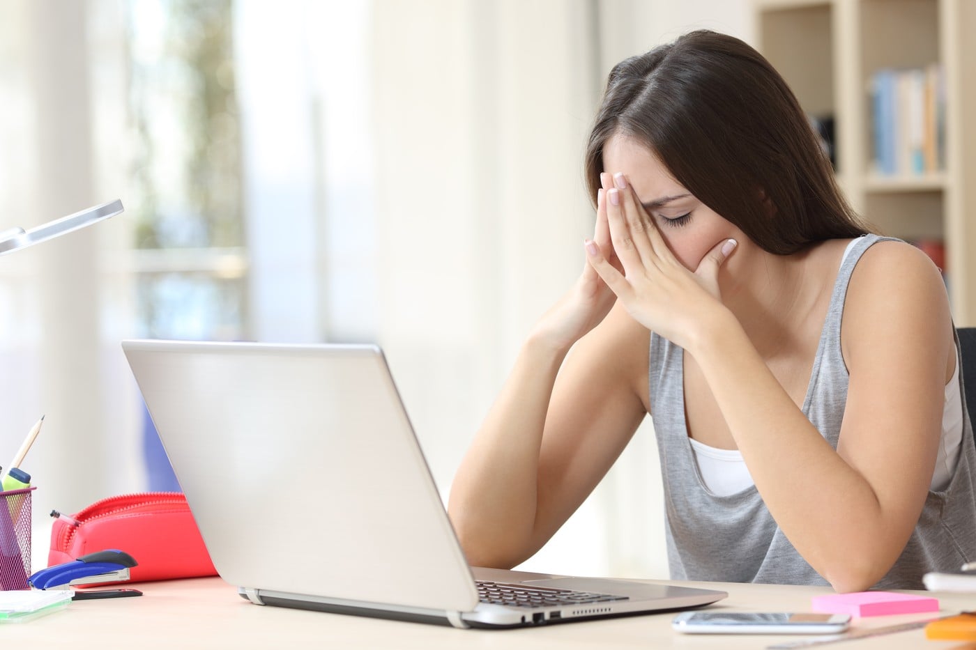7 zile fără să te plângi: cum îți poate schimba mintea, anxietatea și relațiile