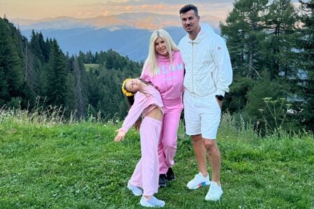 Elena Udrea, apariție care a atras atenția în prima zi de școală a fiicei sale. Fotografia care a stârnit numeroase reacții