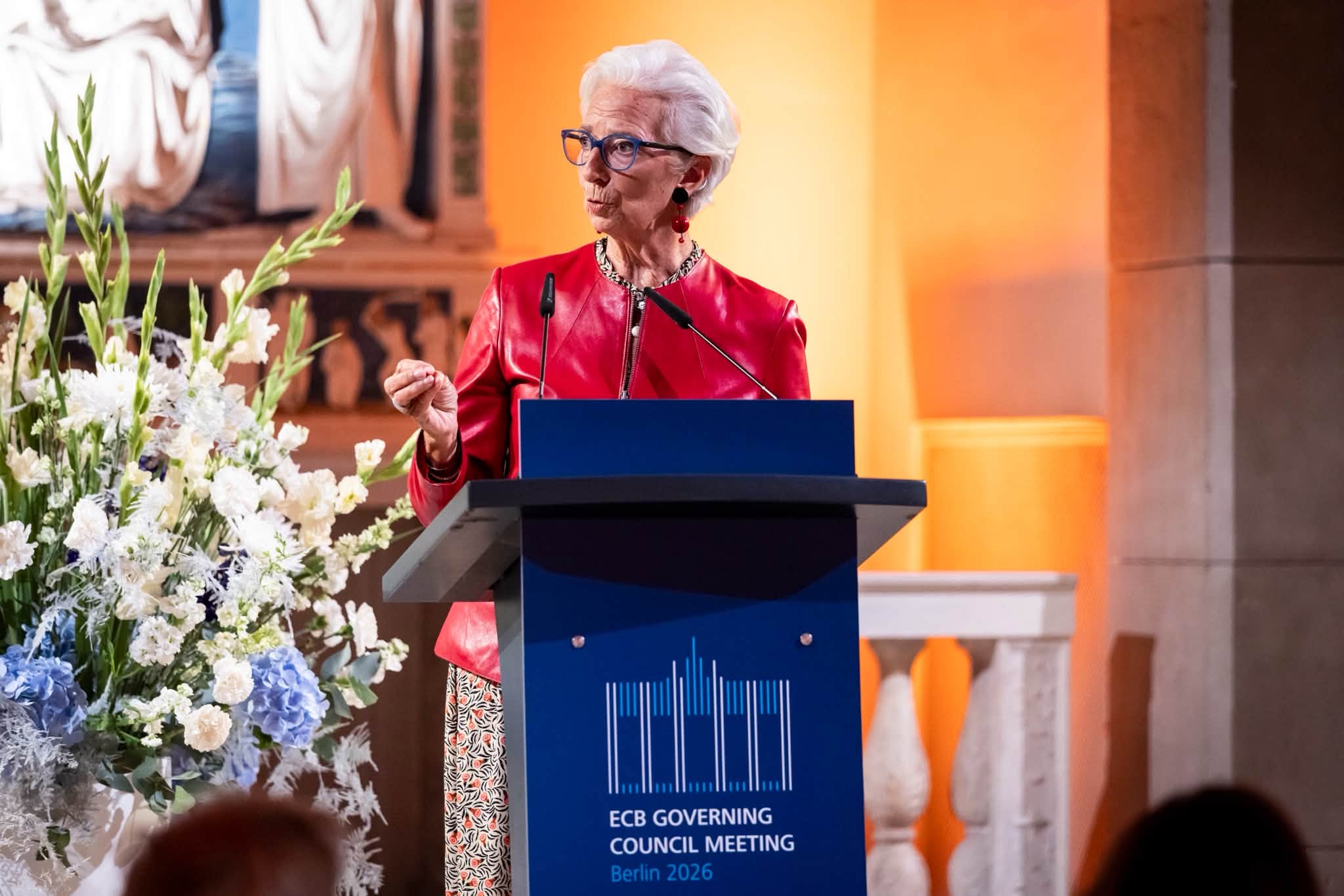 Christine Lagarde, fostă sportivă de performanță, avocată și una dintre cele mai influente femei din finanțele internaționale(Sursa foto: Facebook/Christine Lagarde)