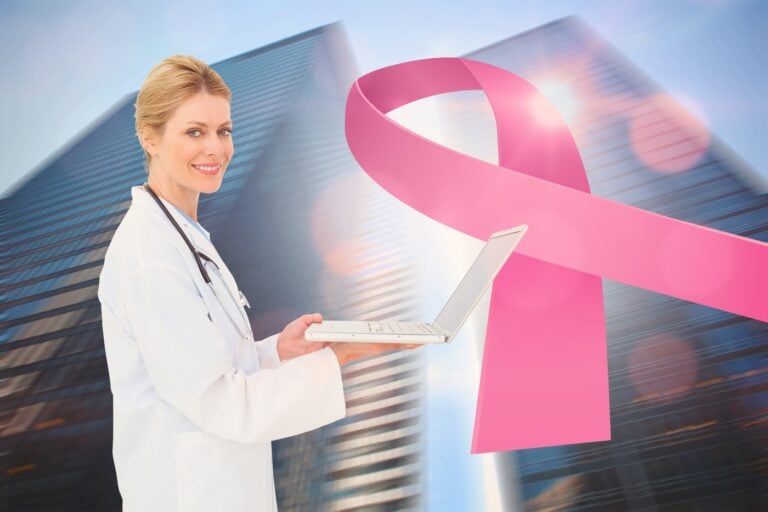 În luna octombrie, femeile din România pot beneficia de mamografii gratuite (Sursa foto: Profimedia)