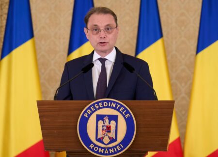 Bunica lui Luca Niculescu a fugit din România comunistă. Cum i-a influențat destinul, deși și-a cunoscut nepotul abia după Revoluție