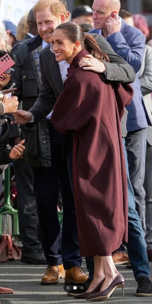 Meghan Markle și Harry au fost primiși de admiratori (Sursa foto: Captură Reddit)