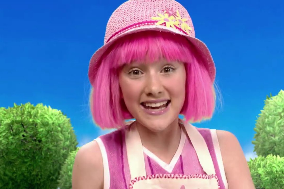 Cum arată astăzi actrița care o juca pe Stephanie în „LazyTown”. A renunțat la Hollywood pentru o carieră impresionantă, dar complet diferită